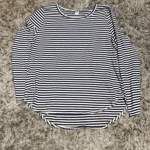Brand New! Old Navy Stripped Shirt. XL